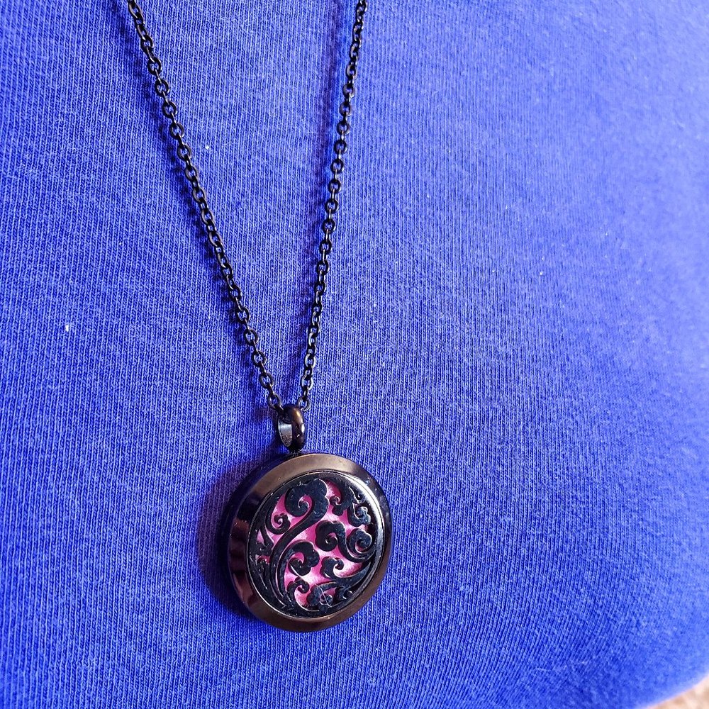 22" Black Intricate Swirls Essential Oils Pendant Necklace Healing Calming Style
